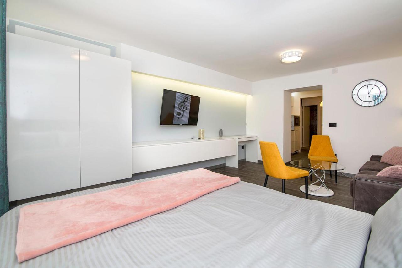 City Center Apartment Beograd Bagian luar foto